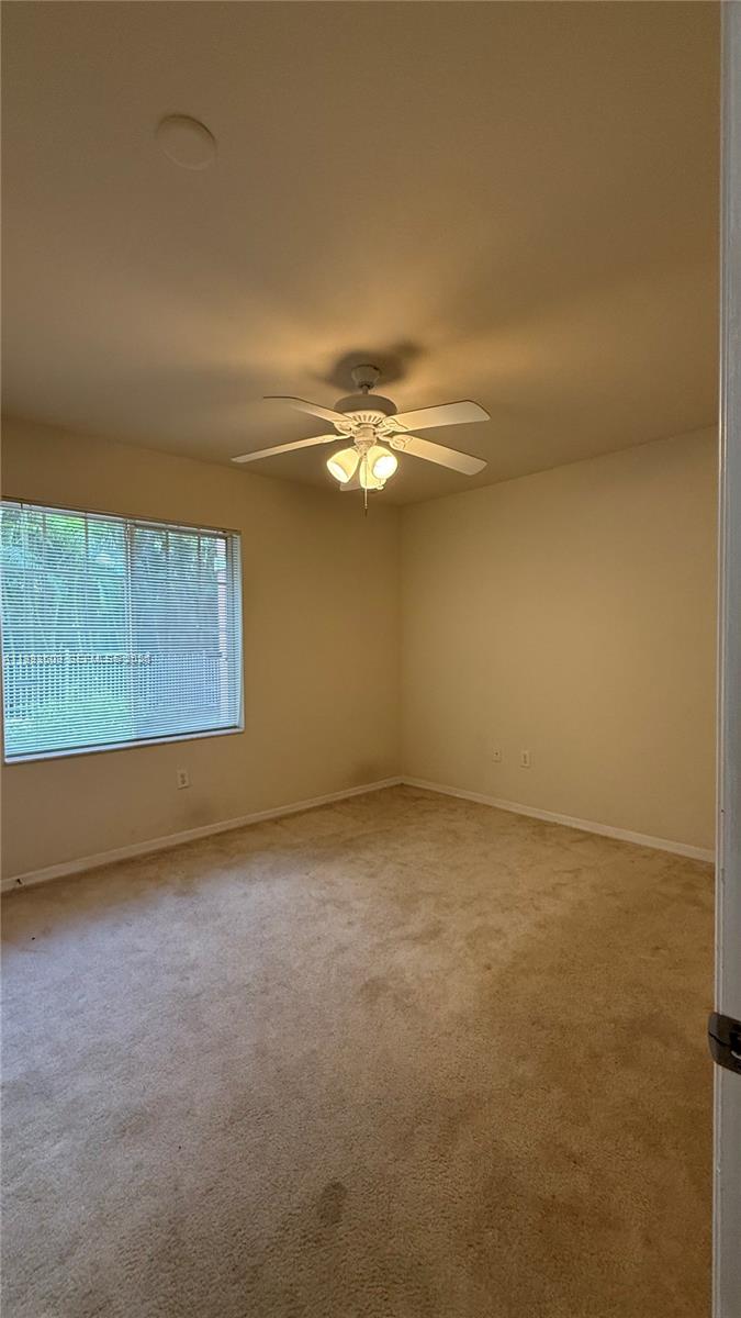 VILLAS AT EMERALD DUNES C - Residential Lease