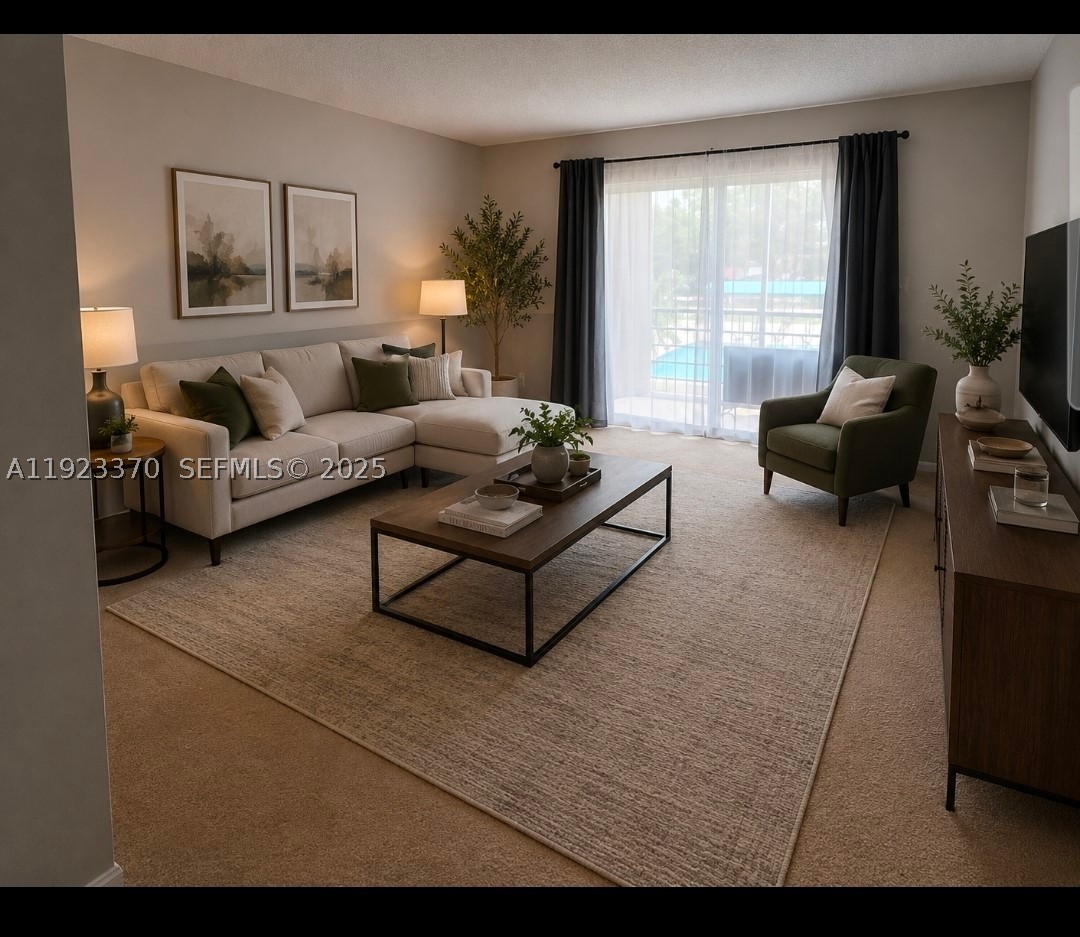 NEW AC UNIT, BRIGHT AND BEAUTIFUL UNIT WITH DIRECT VIEW OF POOL.2 BED 2 BATH
 WALKING DISTANCE TO SHOPPING, GROCERY, AND HOUSE OF WORSHIP.