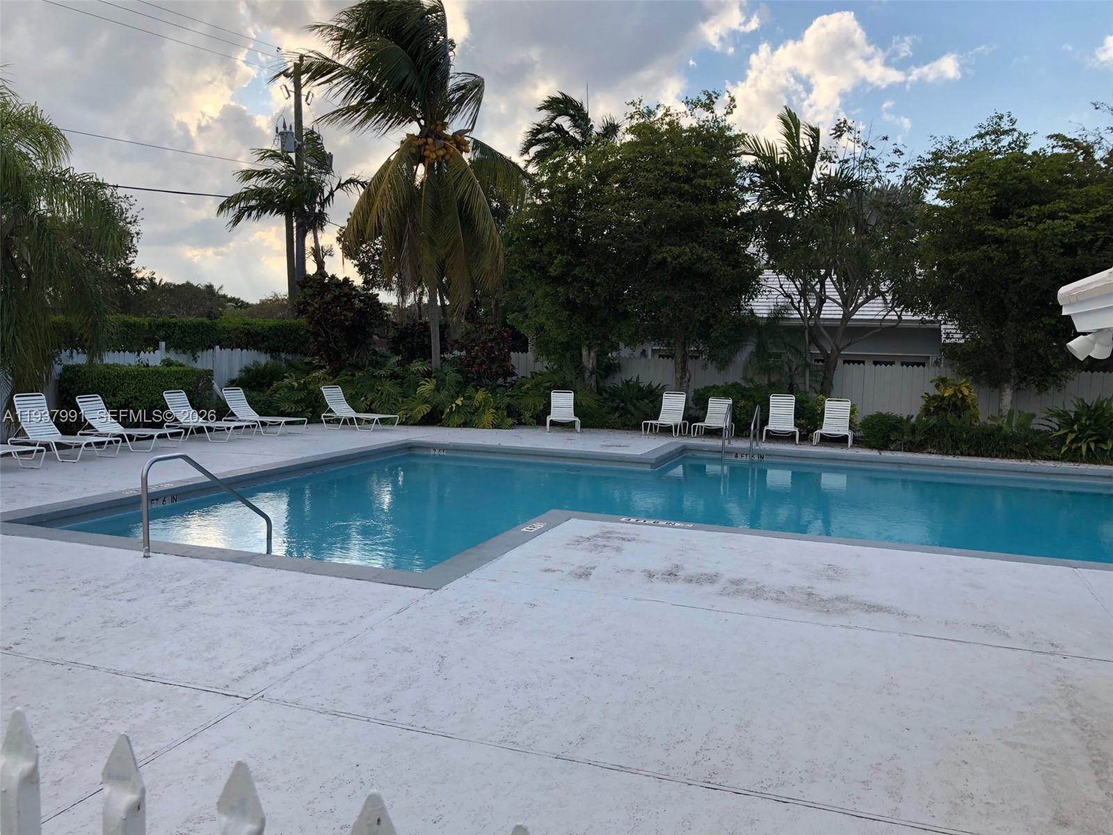 CORAL CREEK - Residential