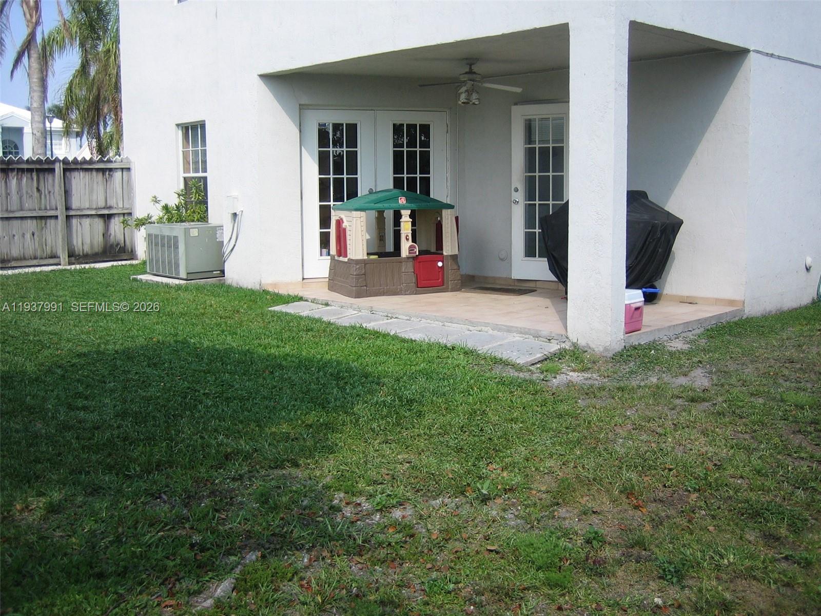 CORAL CREEK - Residential