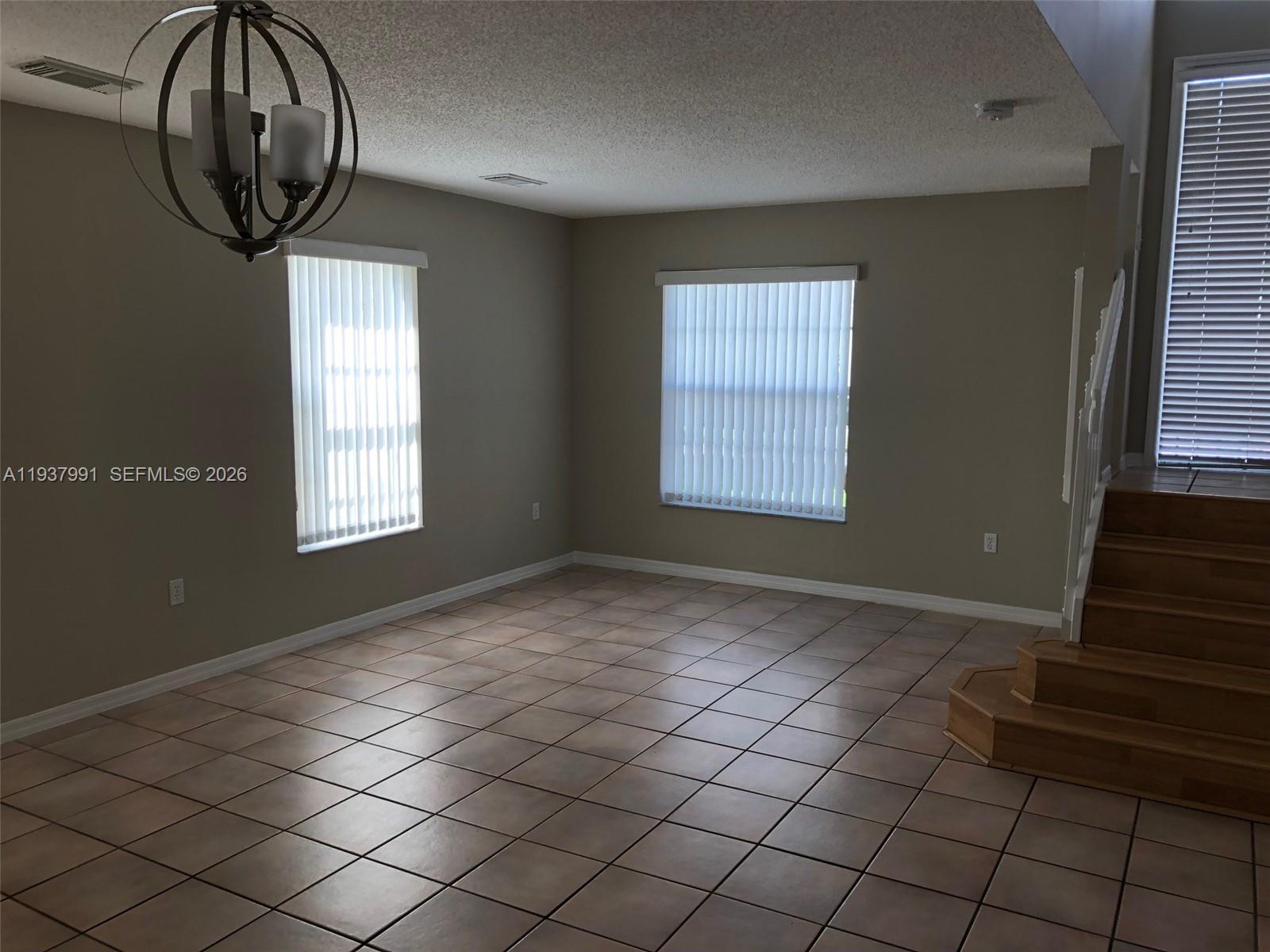 CORAL CREEK - Residential