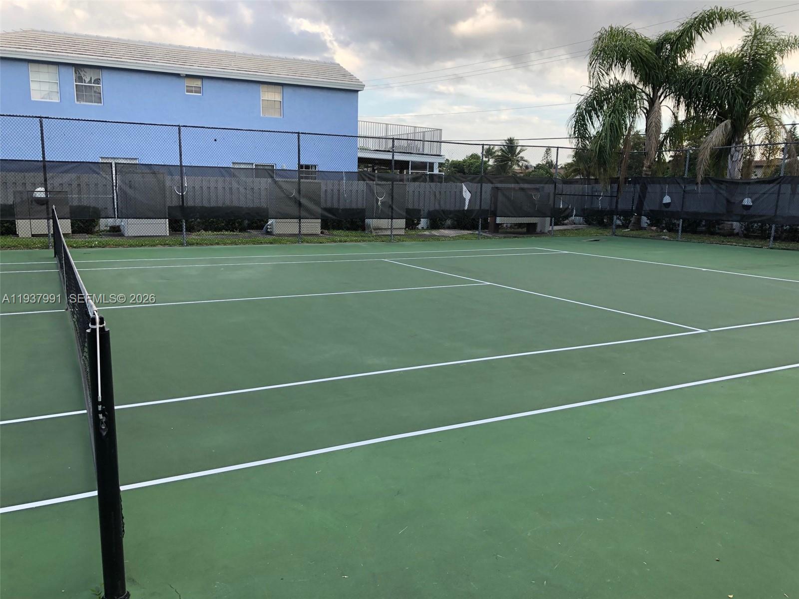 CORAL CREEK - Residential