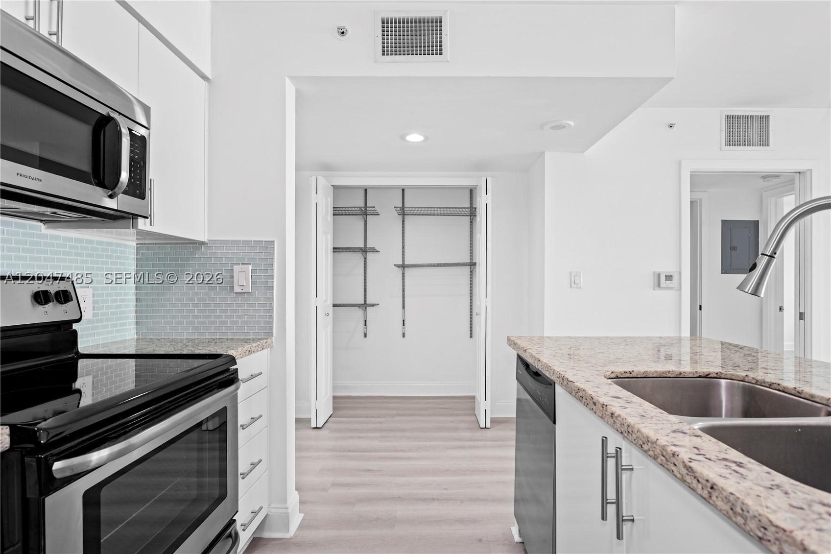 THE MARK ON BRICKELL COND - Residential