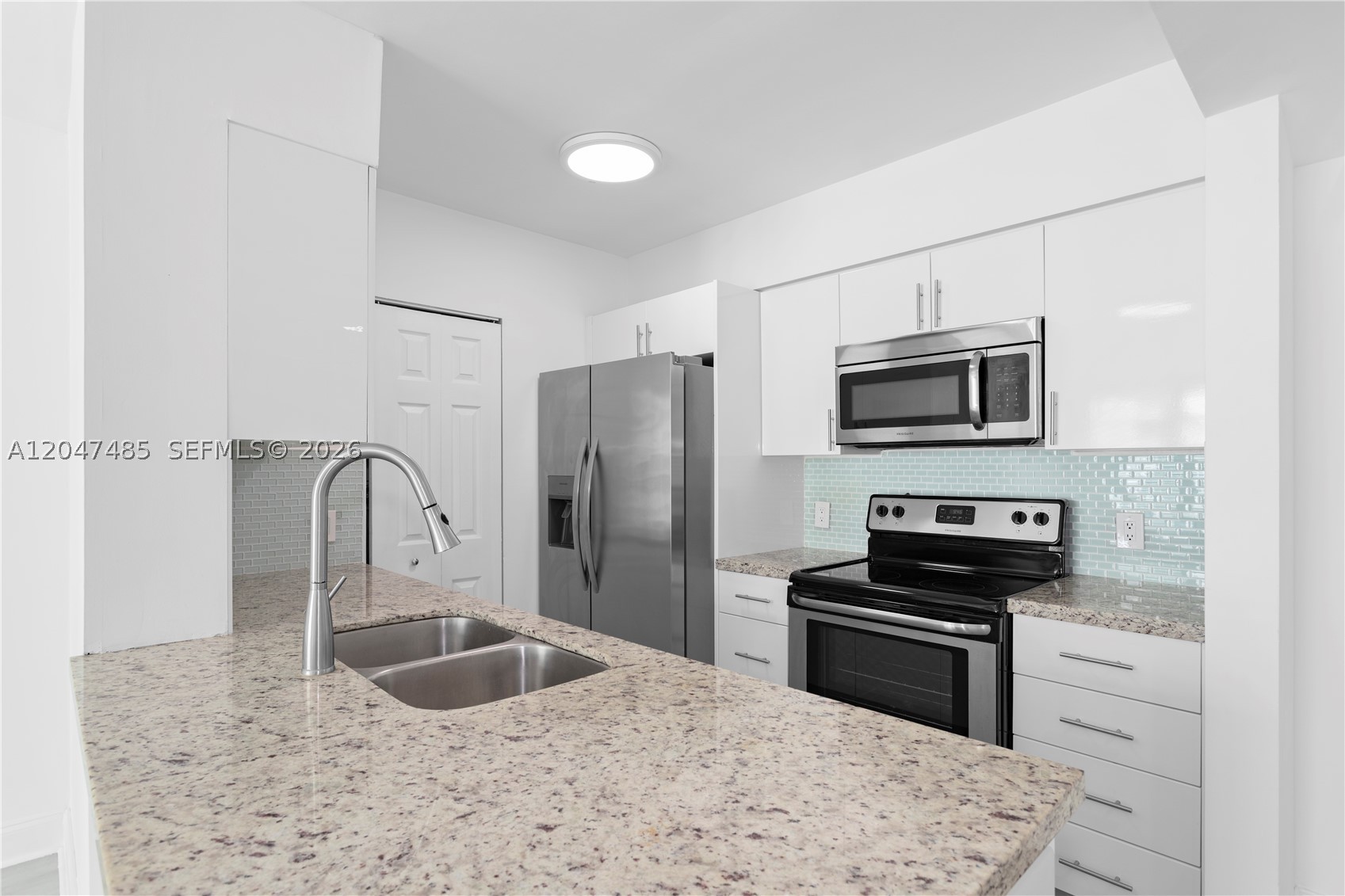 THE MARK ON BRICKELL COND - Residential