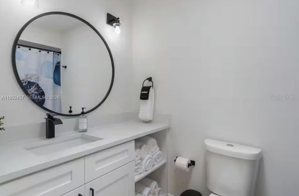 UNIVERSITY SHORES - Residential