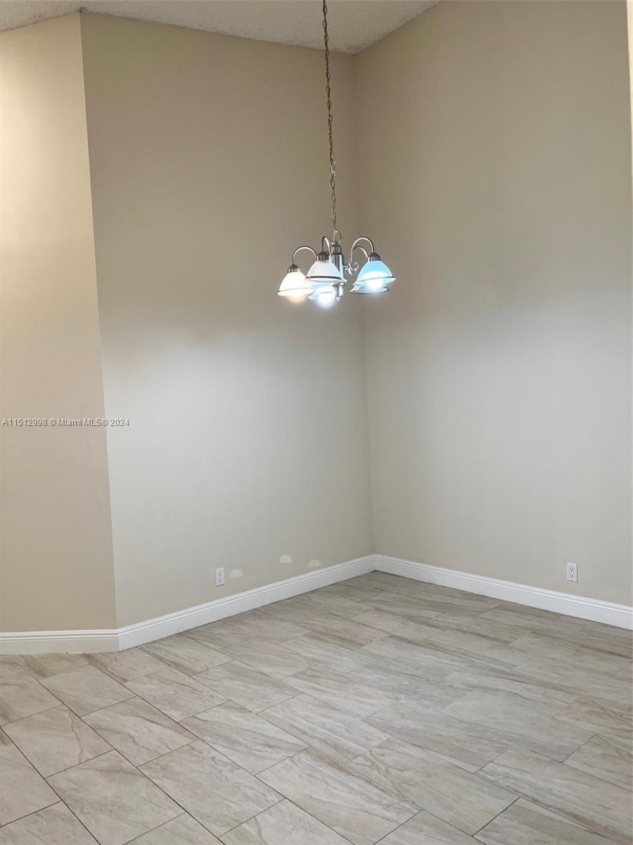 LAKEVIEW HOMES - Residential