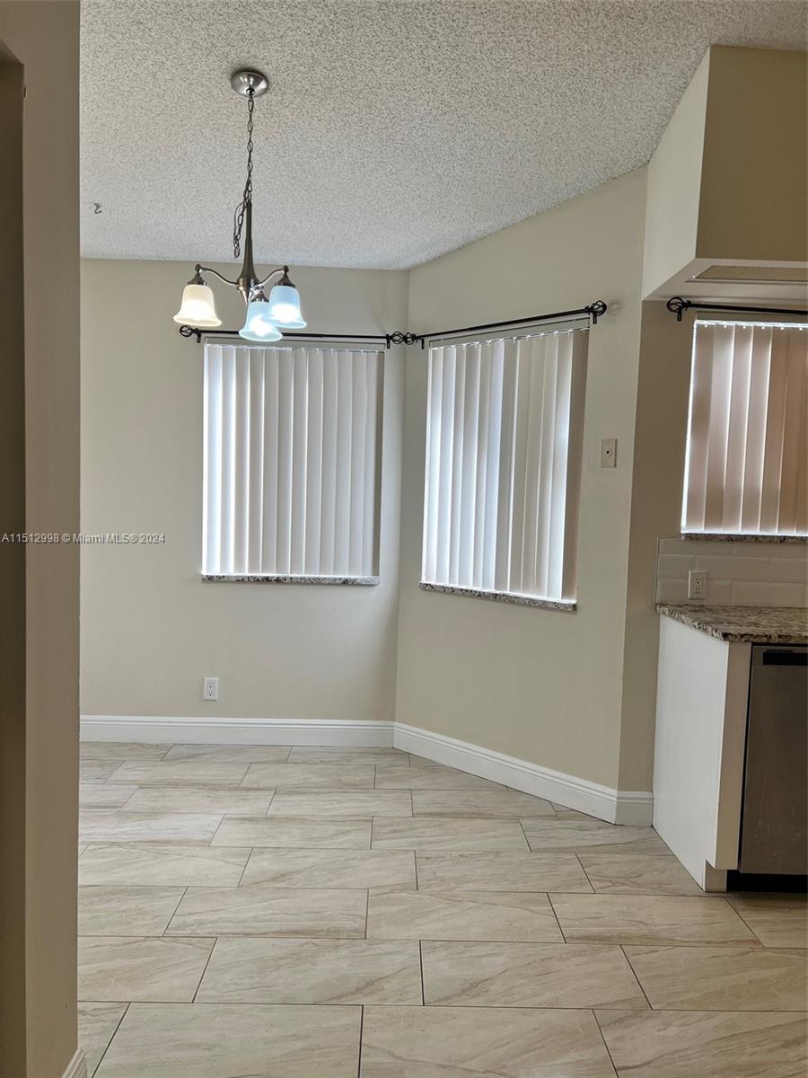 LAKEVIEW HOMES - Residential