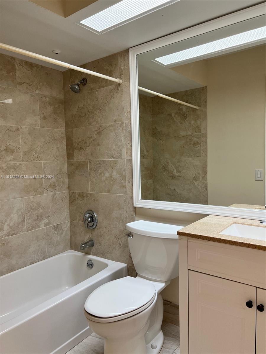 LAKEVIEW HOMES - Residential