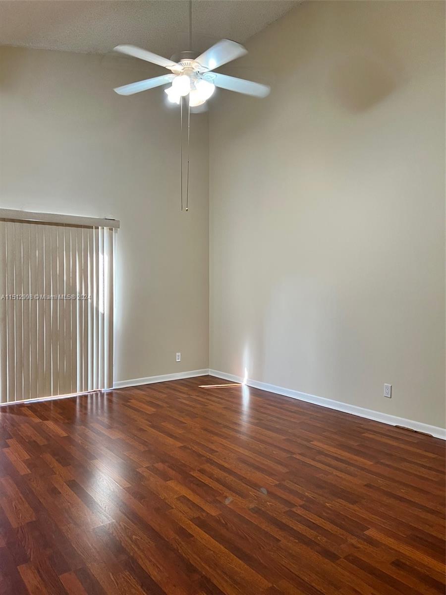 LAKEVIEW HOMES - Residential