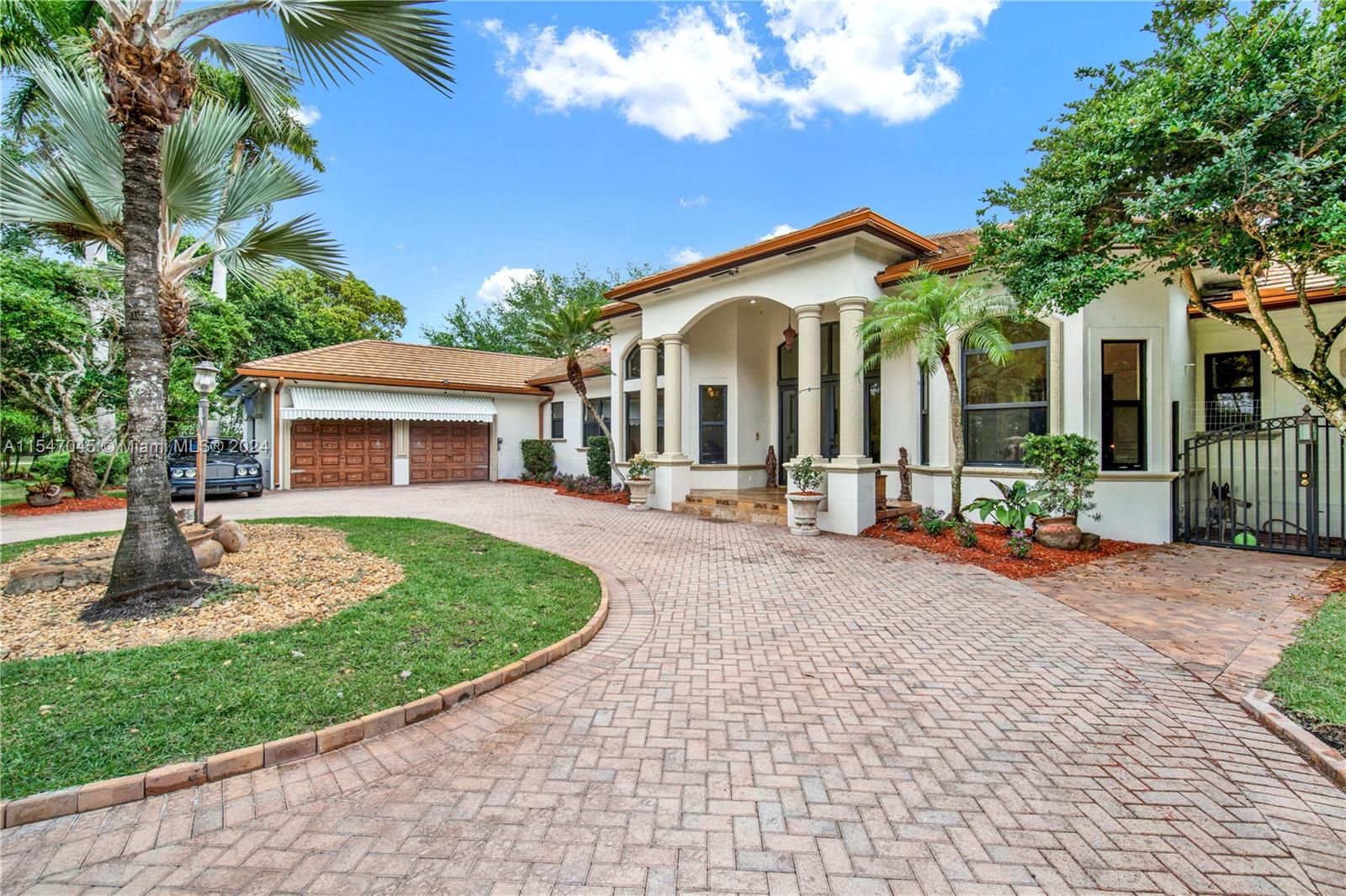 HELMS COUNTRY ESTATES RE- - Residential