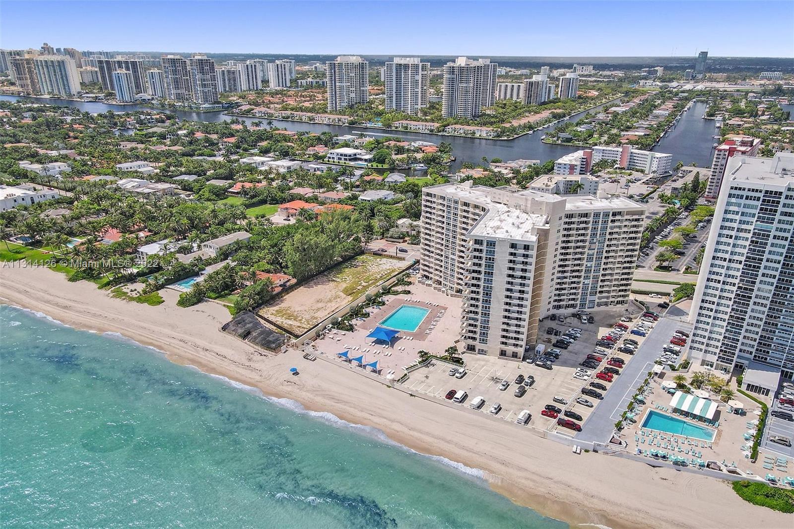 PARKER DORADO CONDO - Residential