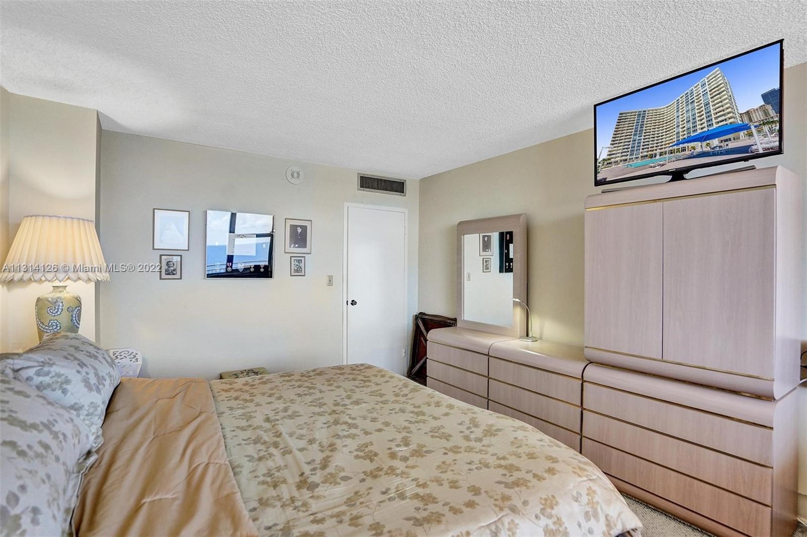PARKER DORADO CONDO - Residential