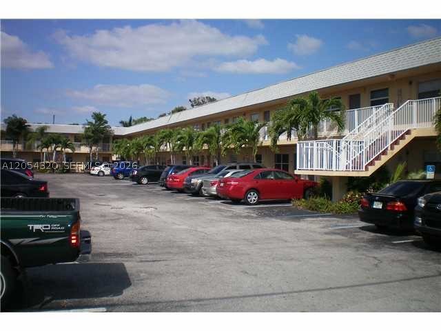 EL SOL AT MAIN STREET CON - Residential Lease