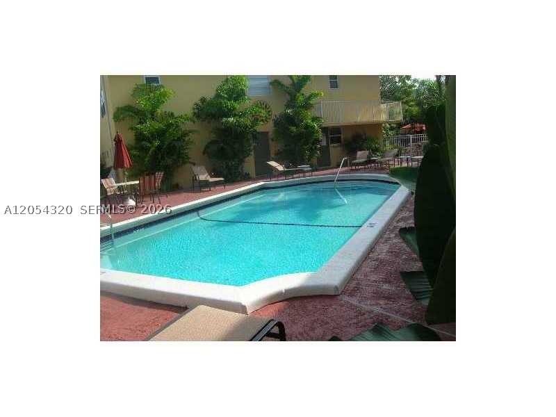 EL SOL AT MAIN STREET CON - Residential Lease