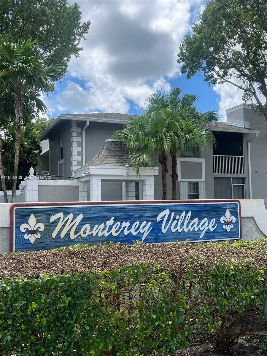 MONTEREY VILLAGE-TWO COND - Residential