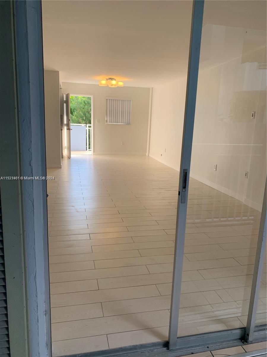 LENOX VIEW CONDOMINIUM - Residential