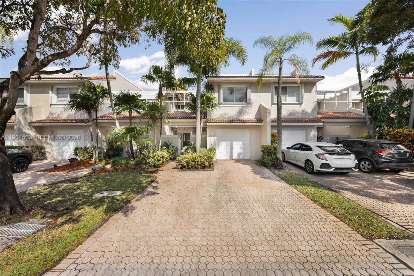 Beautifully remodeled, 3 bedroom, 2 1/2 bathroom home located in a highly sought after private neighborhood. Perfect for families with children who want to enjoy a peaceful and serene style of living. It is located minutes from great restaurants, shops and the airport. The community offers 24hr security, fitness center, community pool, tennis courts, sauna, spa and a playground. The property has a small pack patio are great for entertainment and BBQ.