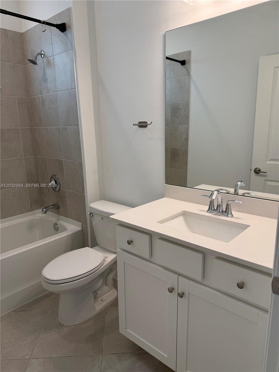 IBIS LANDING - Residential