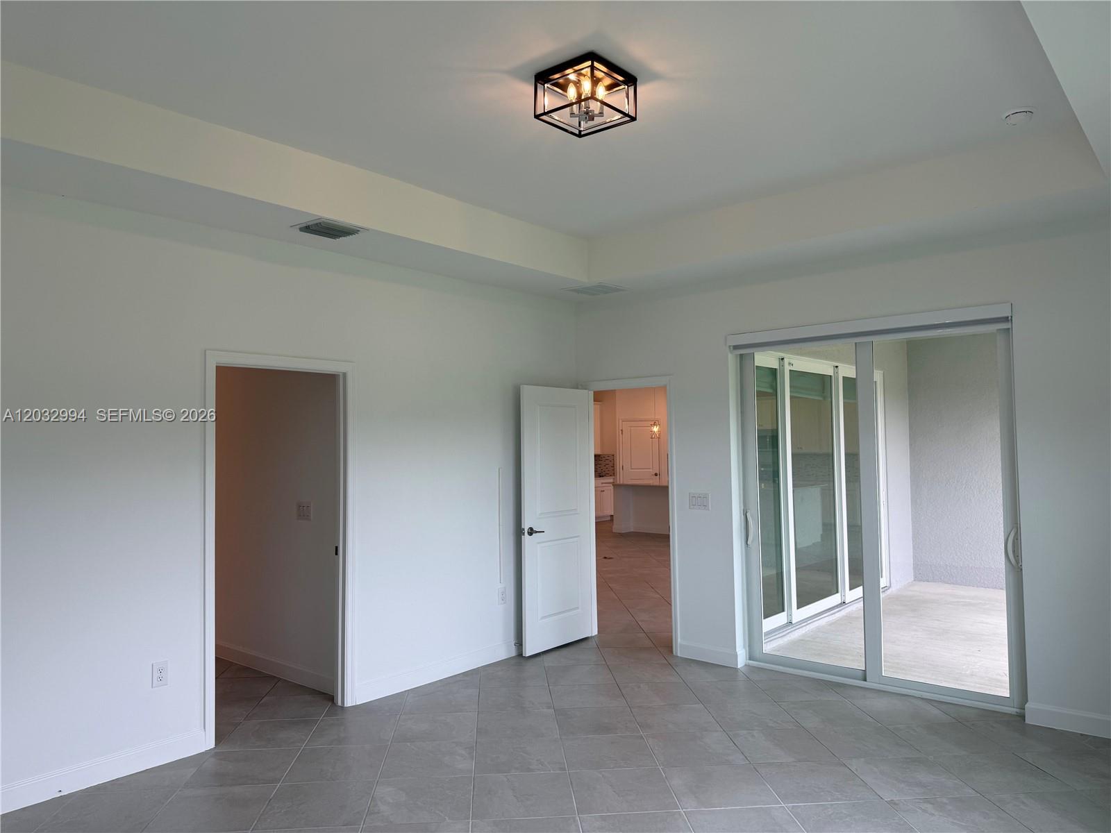 IBIS LANDING - Residential