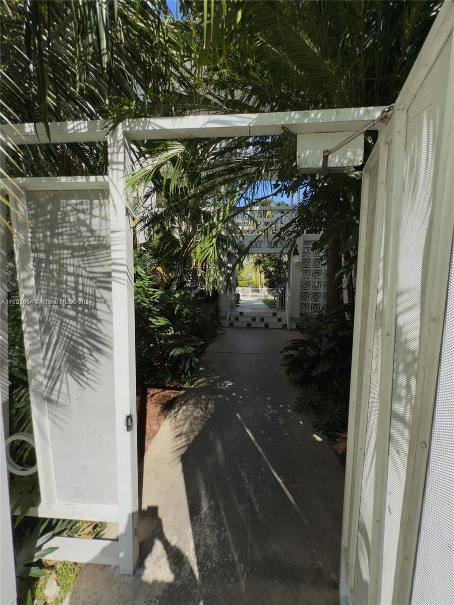 LIDO BAY - Residential