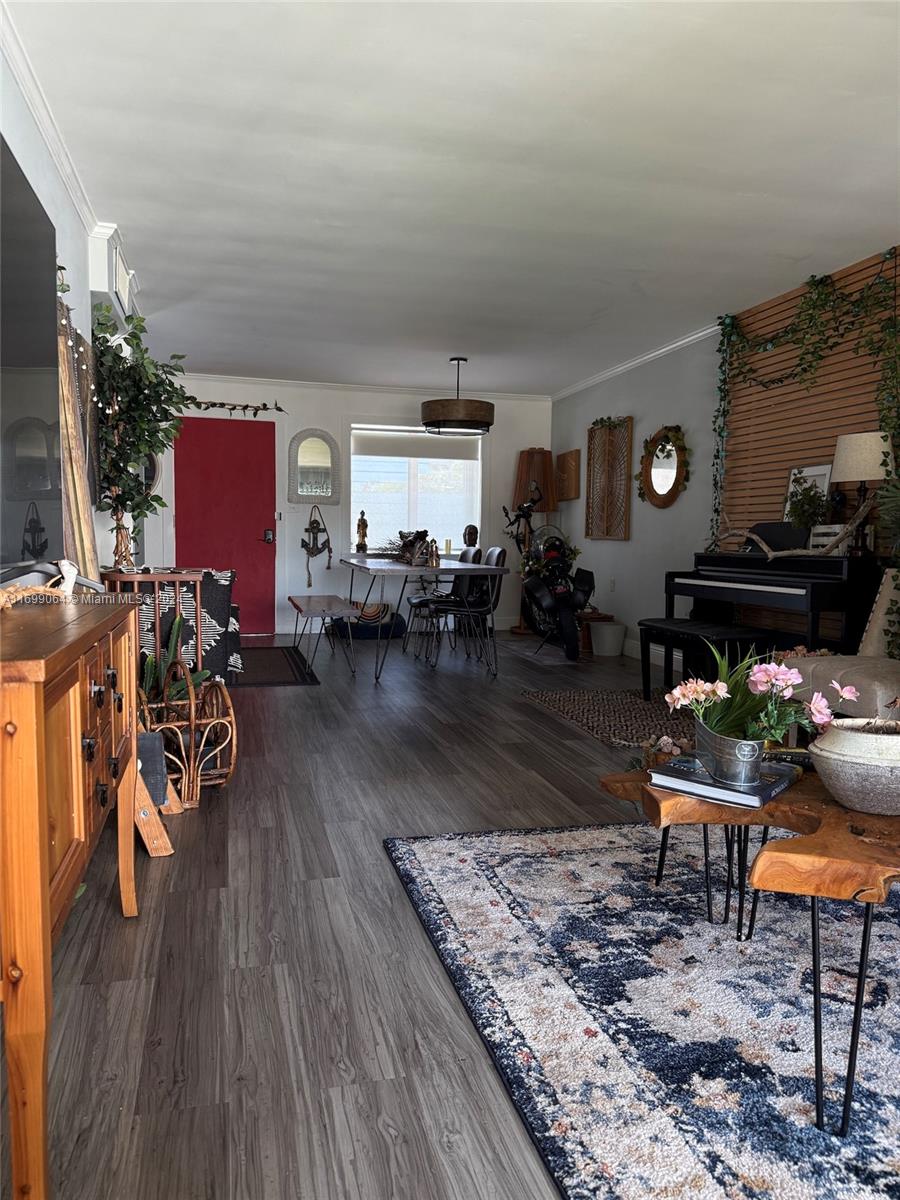 LIDO BAY - Residential