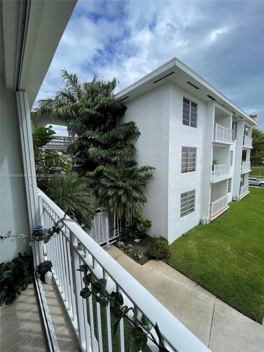 LIDO BAY - Residential