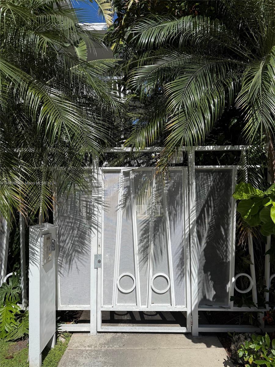 LIDO BAY - Residential