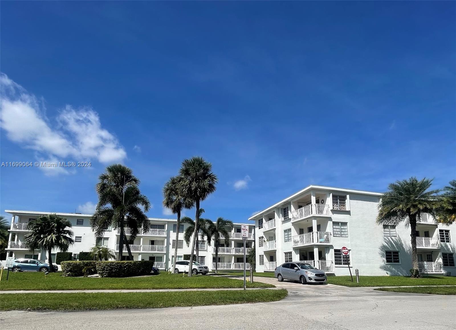 LIDO BAY - Residential
