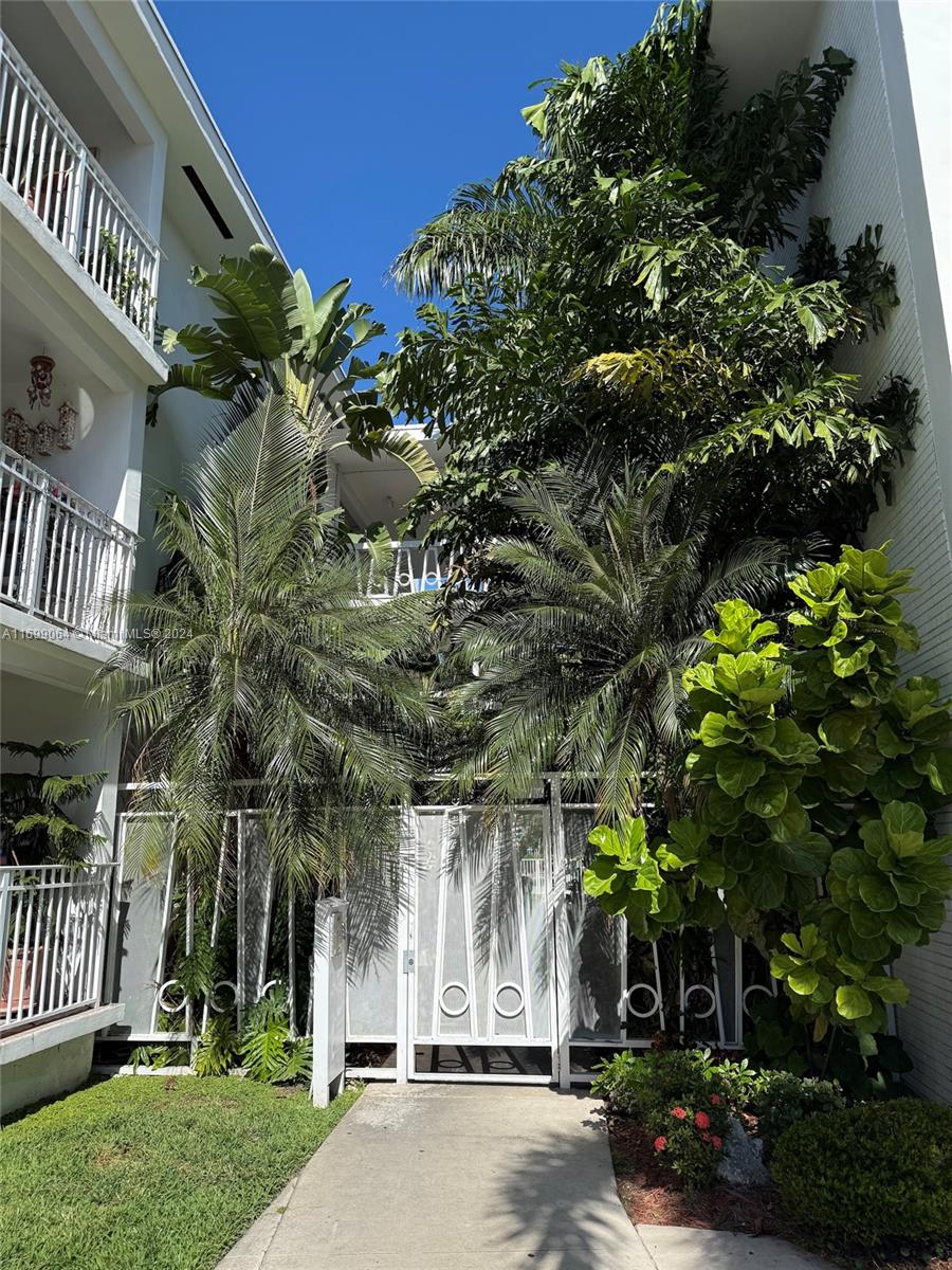 LIDO BAY - Residential