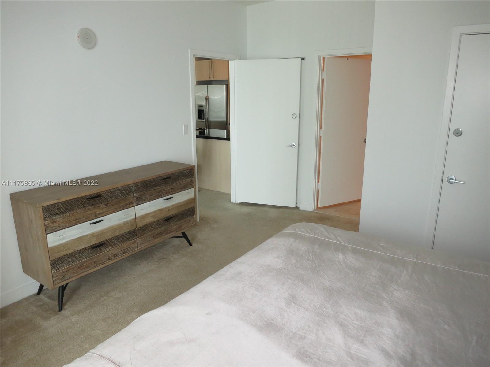 THE AXIS ON BRICKELL II C - Residential Lease