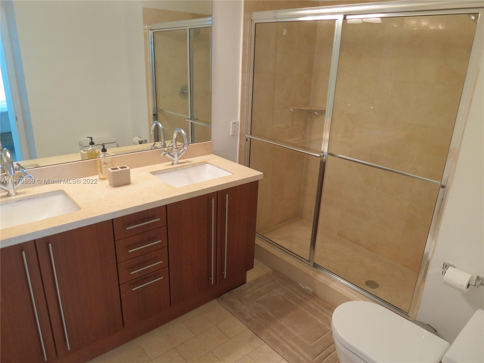 THE AXIS ON BRICKELL II C - Residential Lease