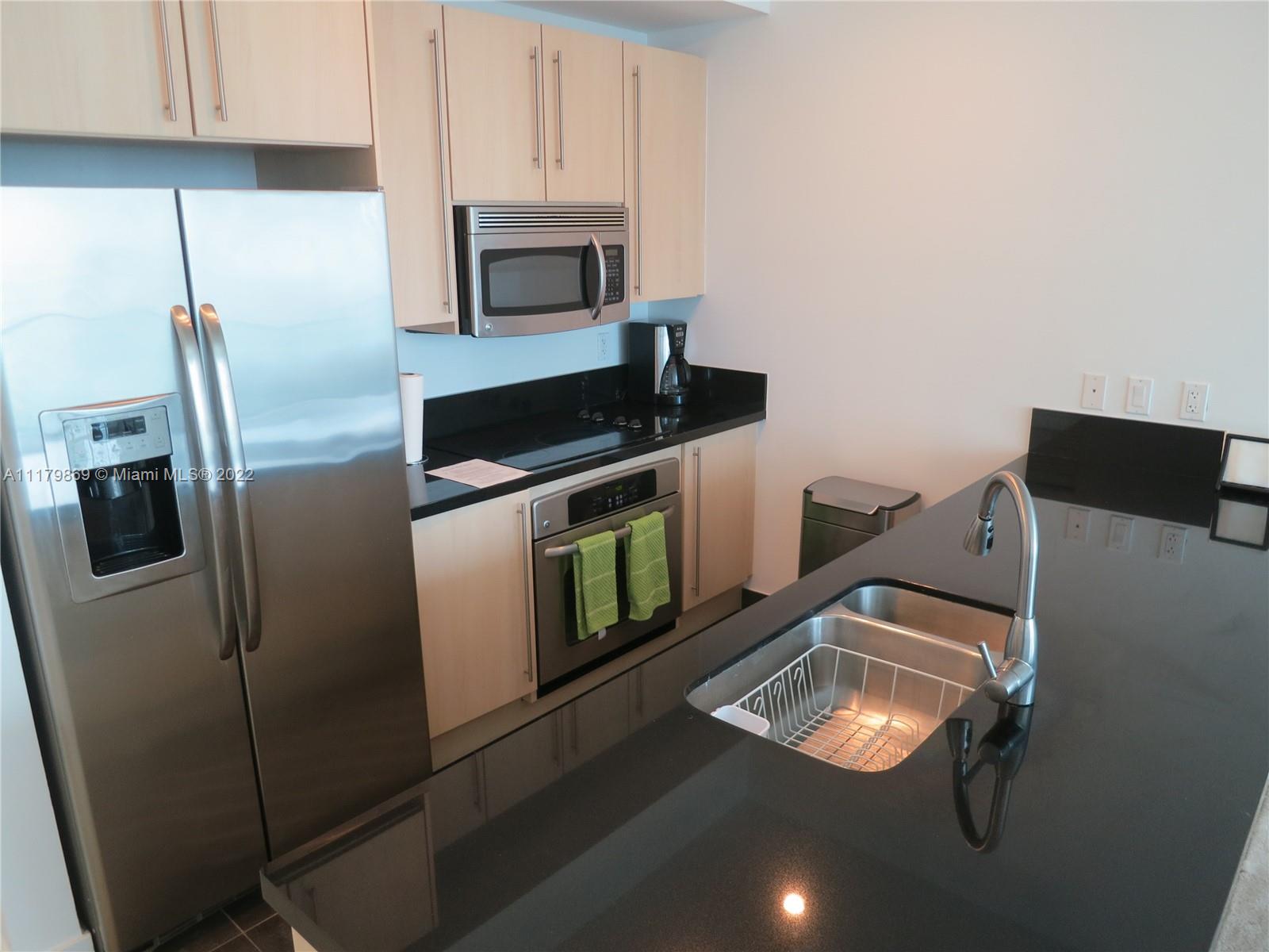 THE AXIS ON BRICKELL II C - Residential Lease