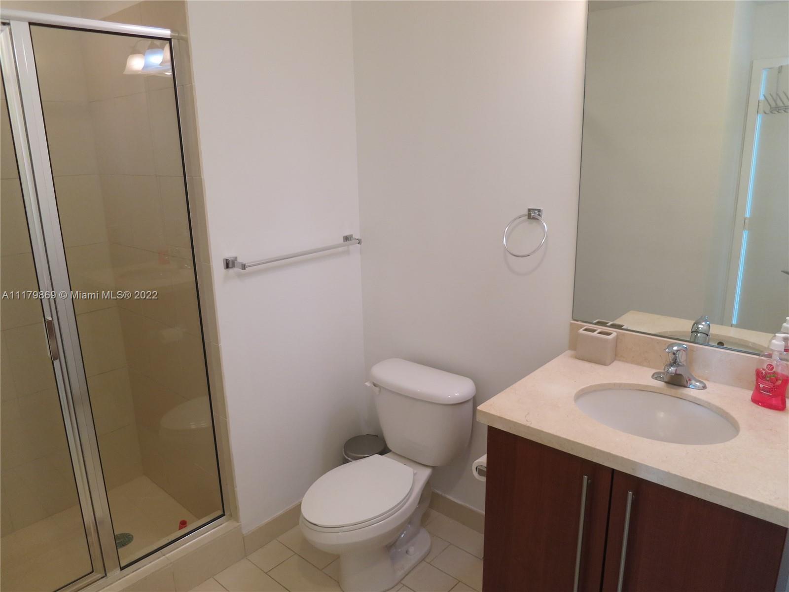 THE AXIS ON BRICKELL II C - Residential Lease