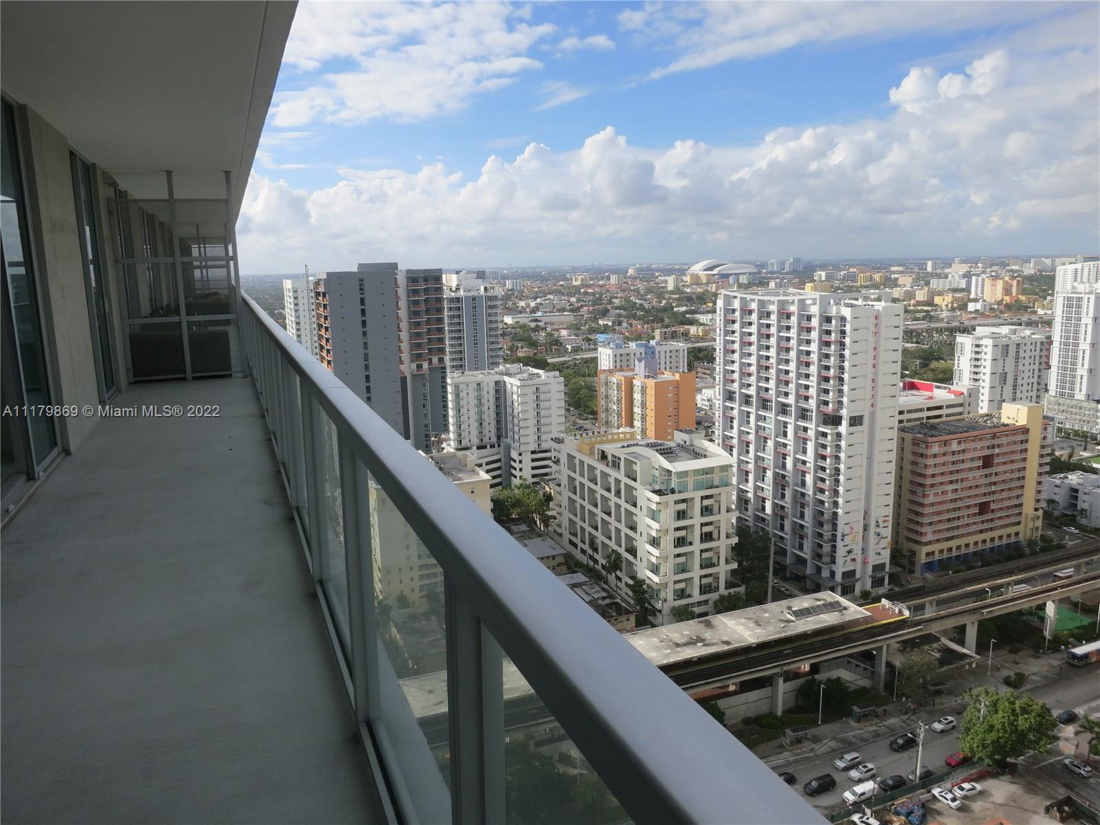 THE AXIS ON BRICKELL II C - Residential Lease