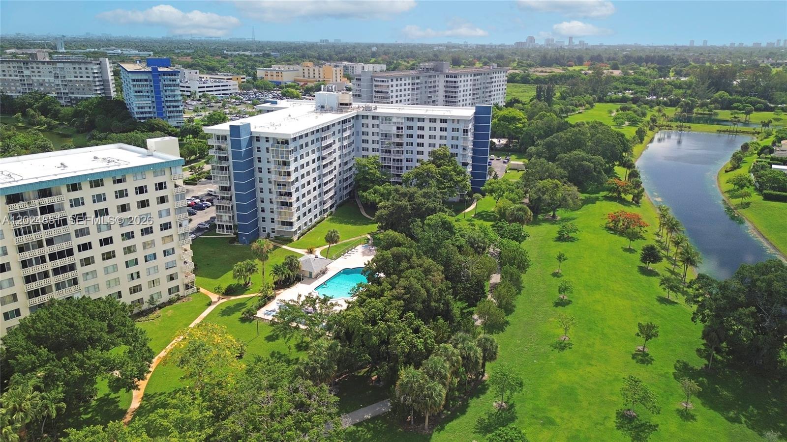 HILLCREST EAST NO 24 COND - Residential