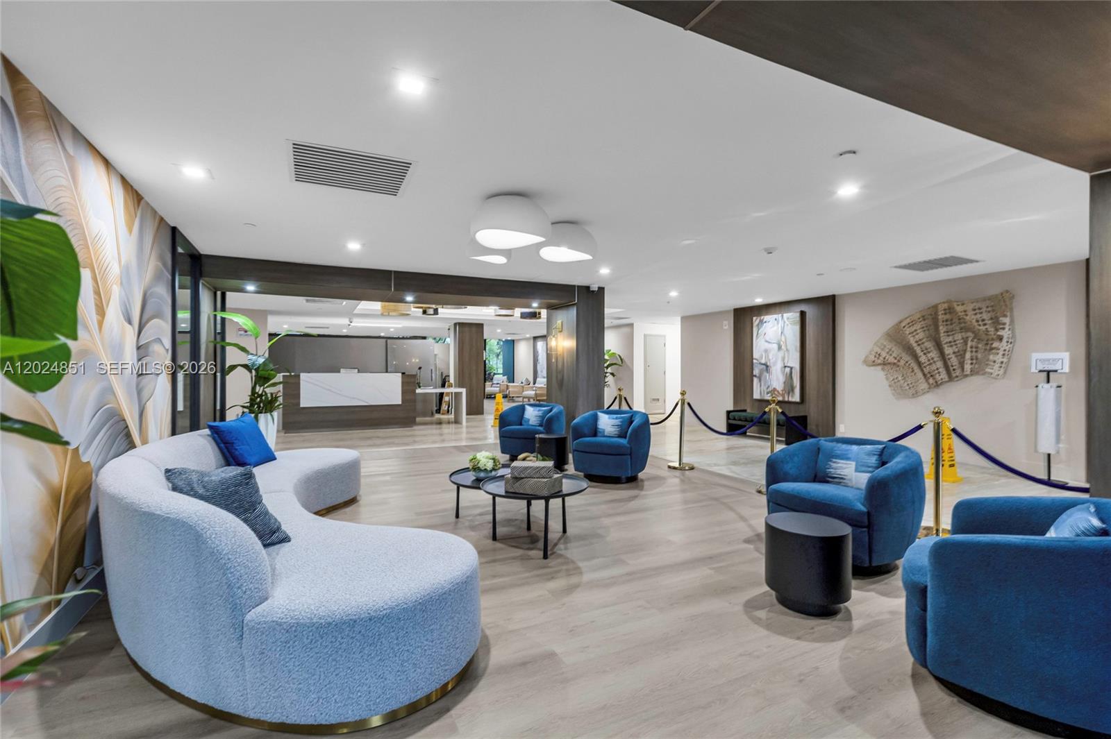 HILLCREST EAST NO 24 COND - Residential