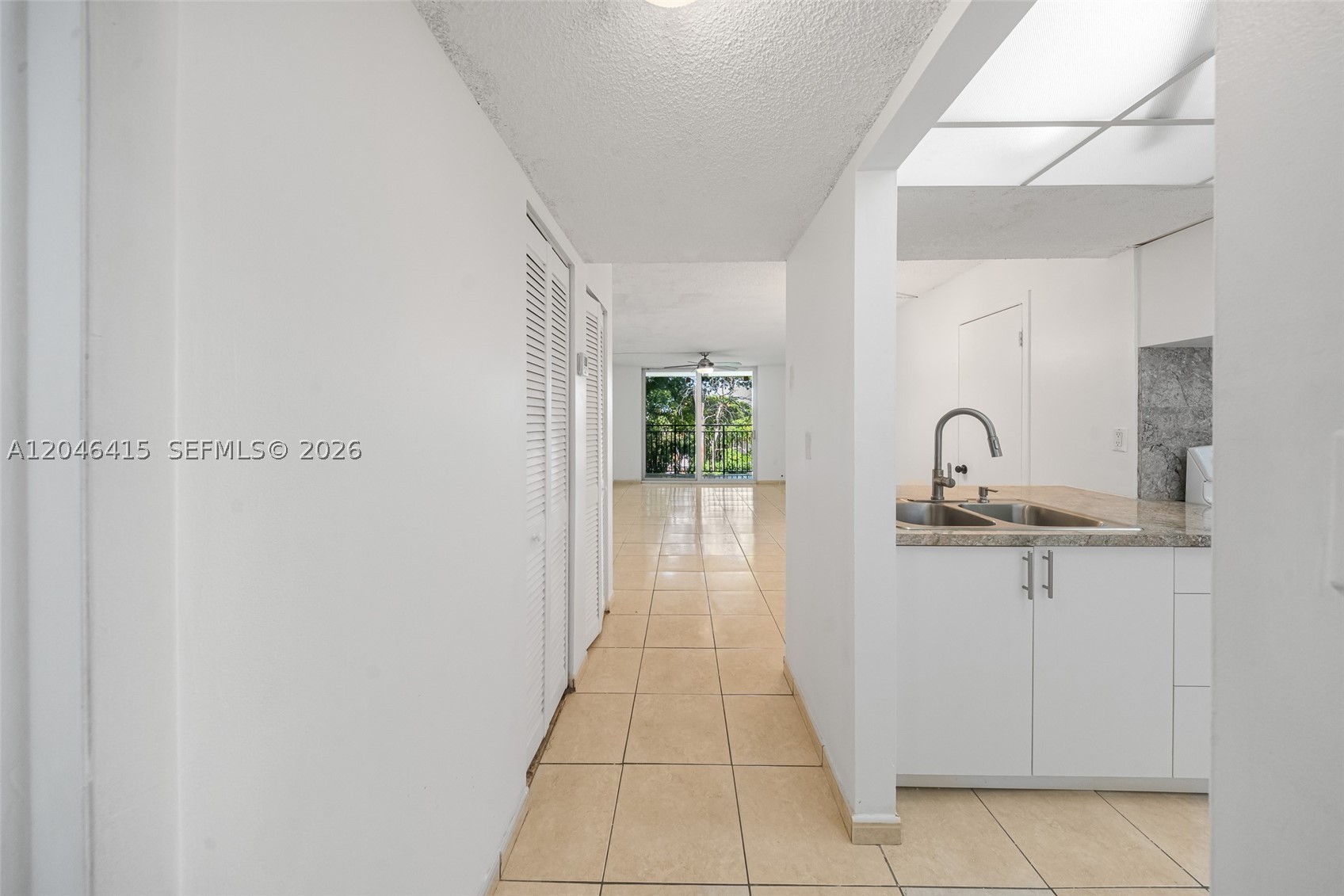 EL CONQUISTADOR SOUTH CON - Residential