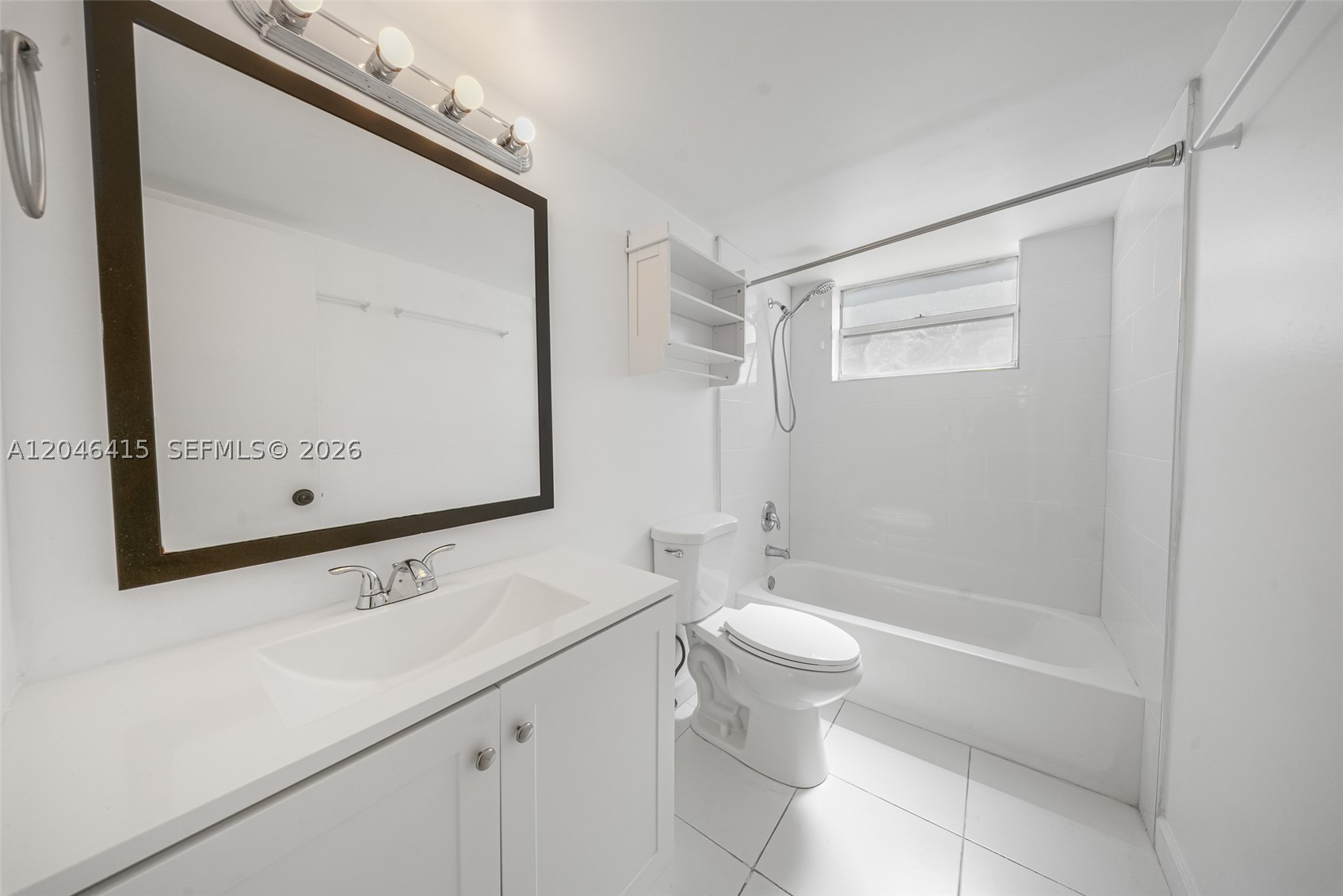 EL CONQUISTADOR SOUTH CON - Residential