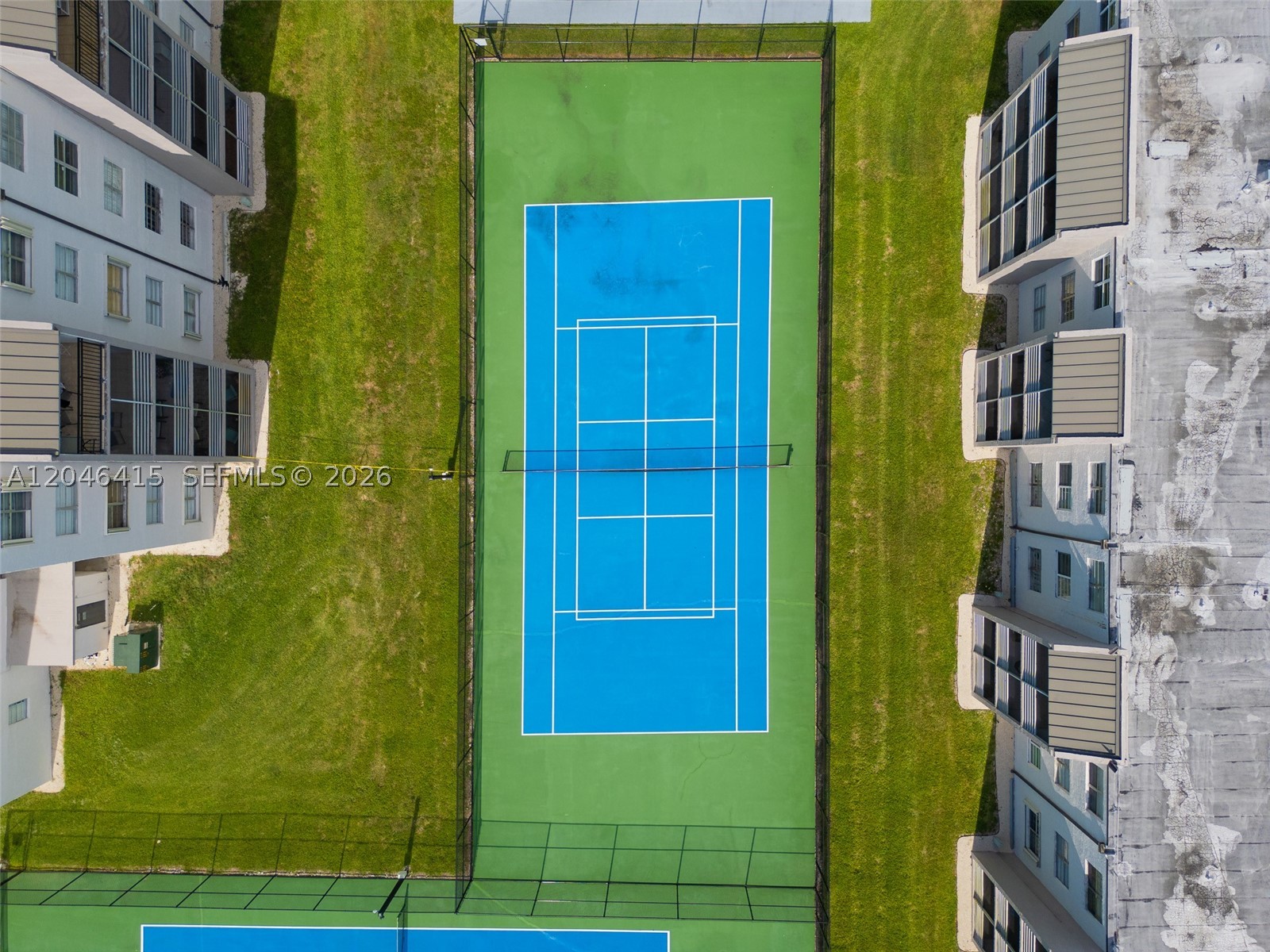 EL CONQUISTADOR SOUTH CON - Residential
