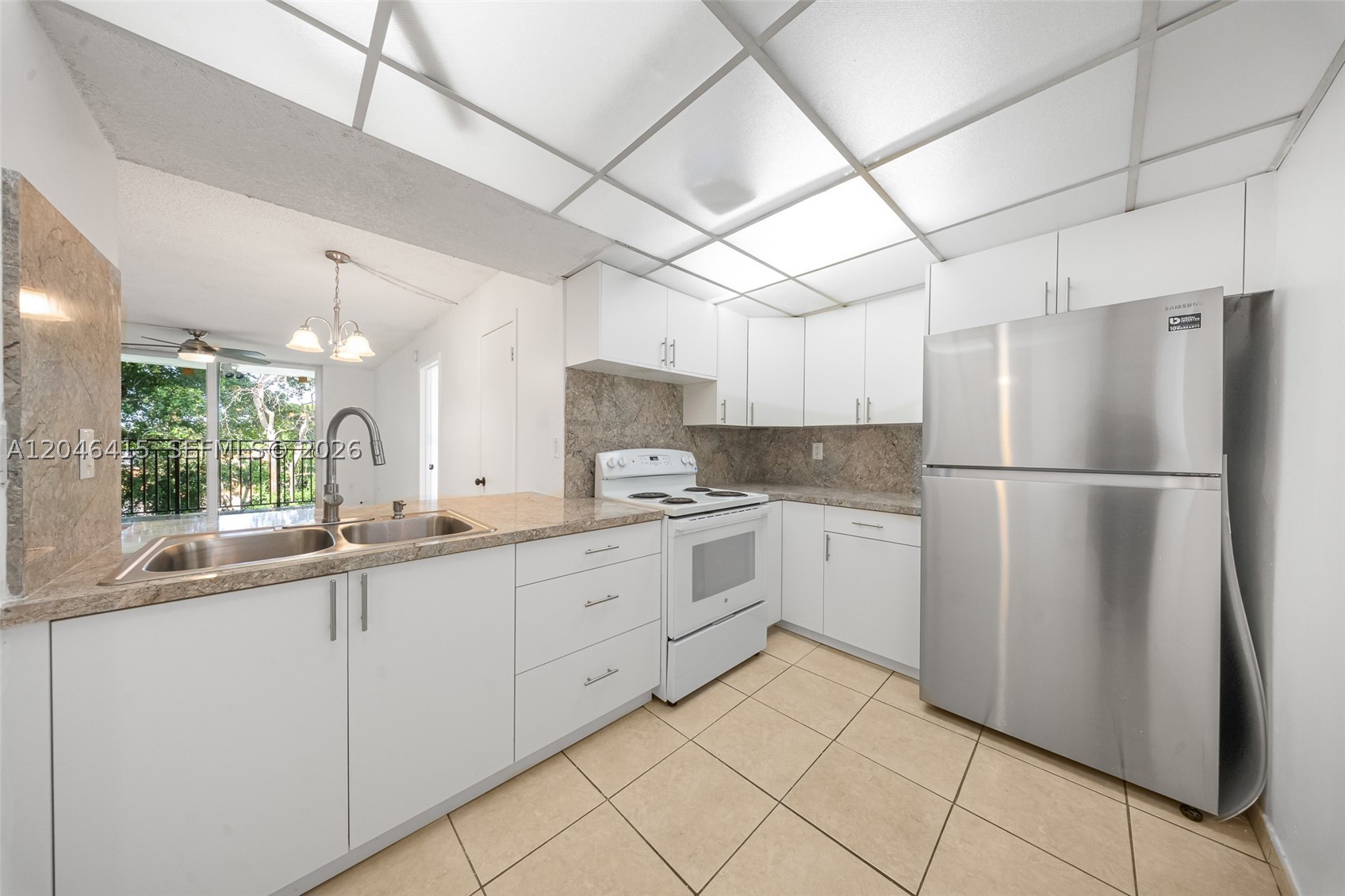 EL CONQUISTADOR SOUTH CON - Residential