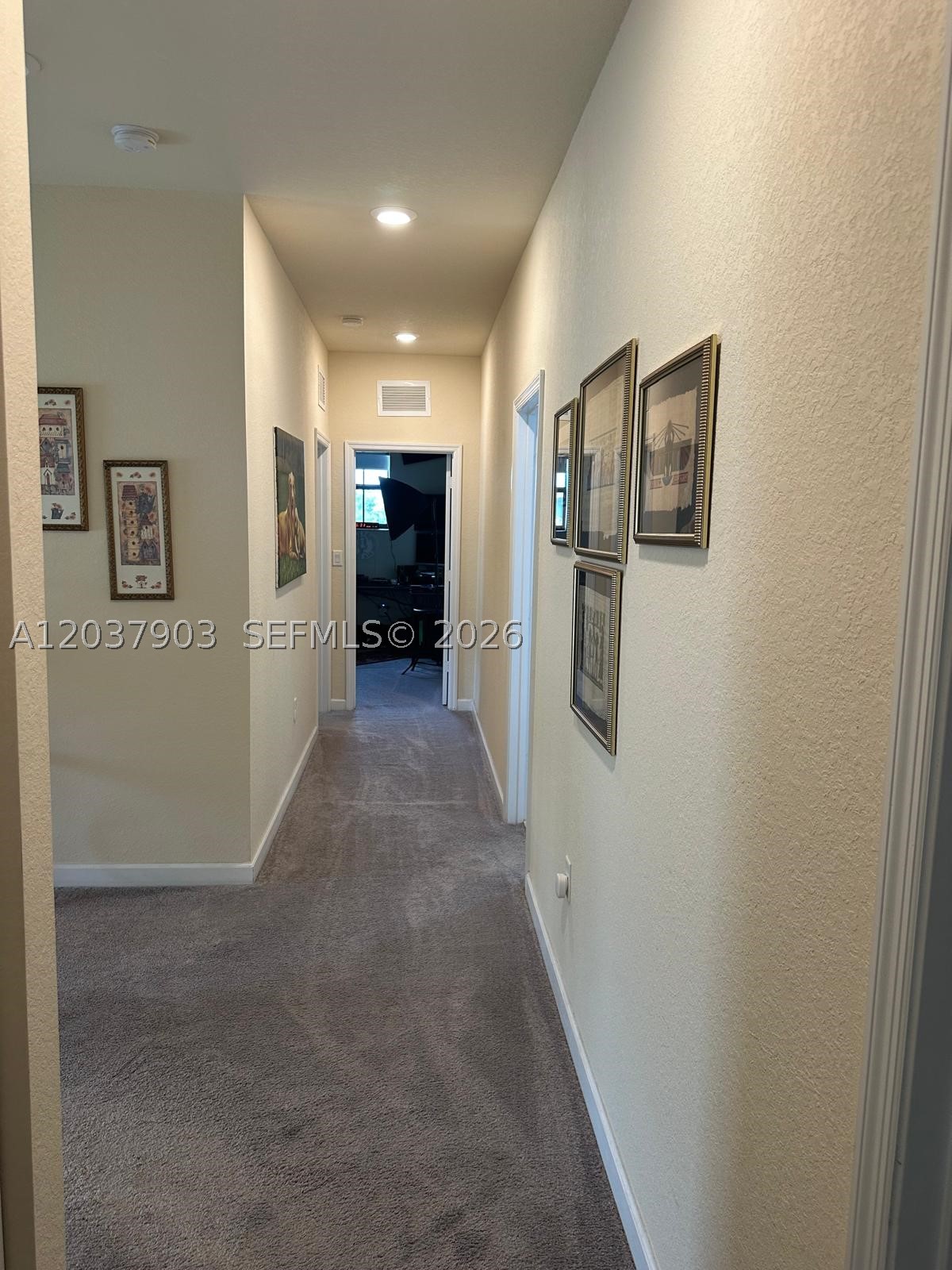 SILVER PALM SOUTHWEST - Residential Lease
