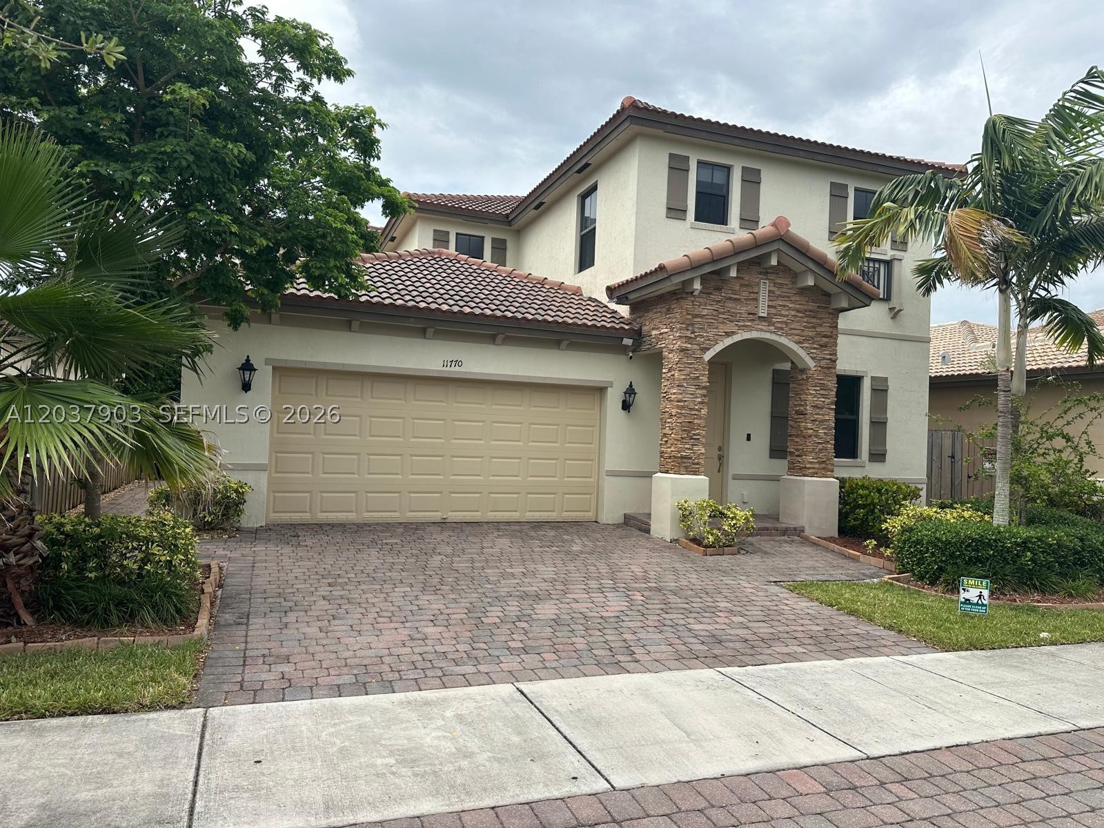 SILVER PALM SOUTHWEST - Residential Lease