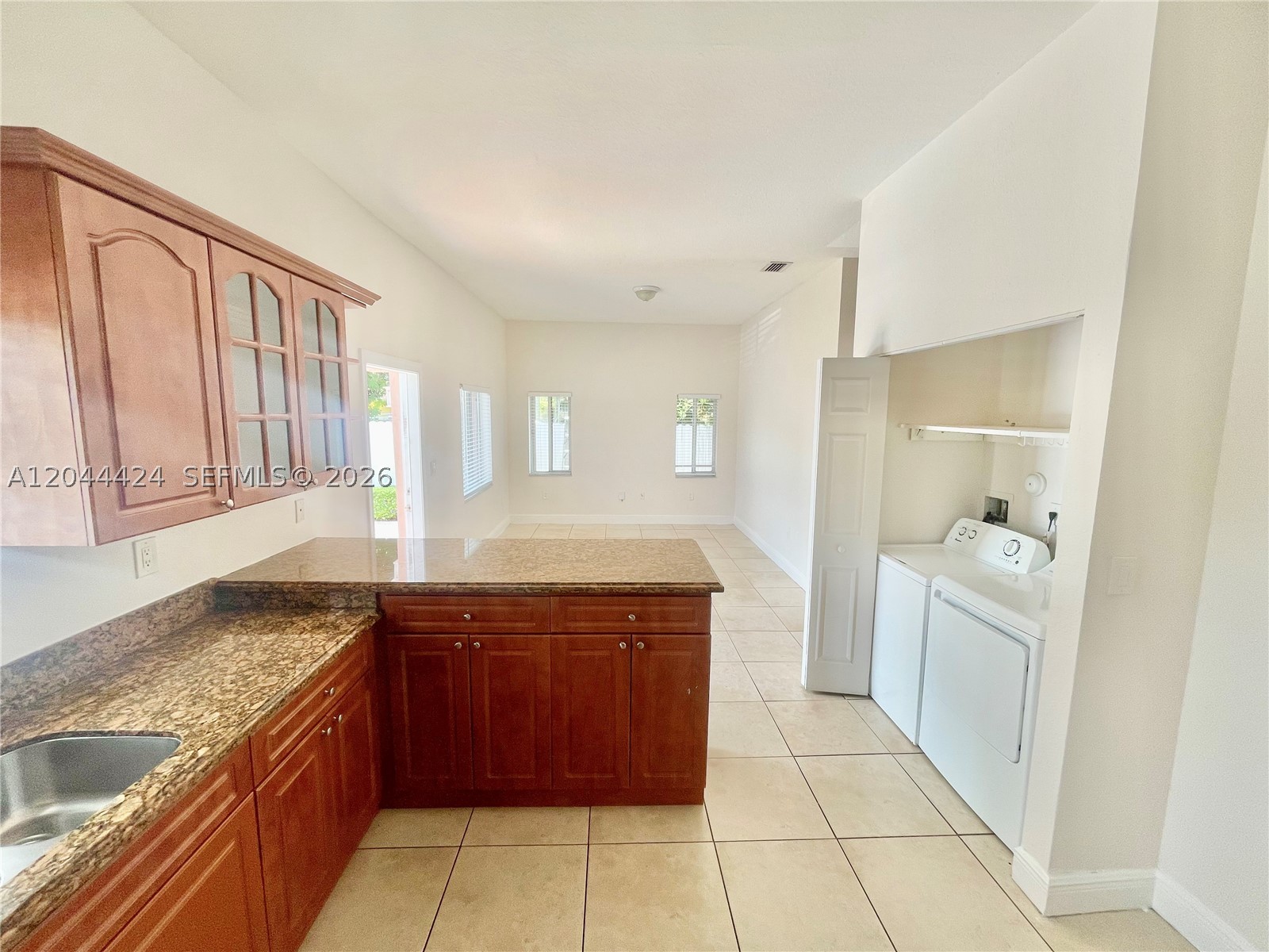 SEMINOLA CITY SEC 2 - Residential Lease