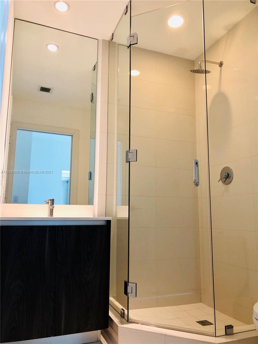 GRAN PARAISO CONDO - Residential Lease