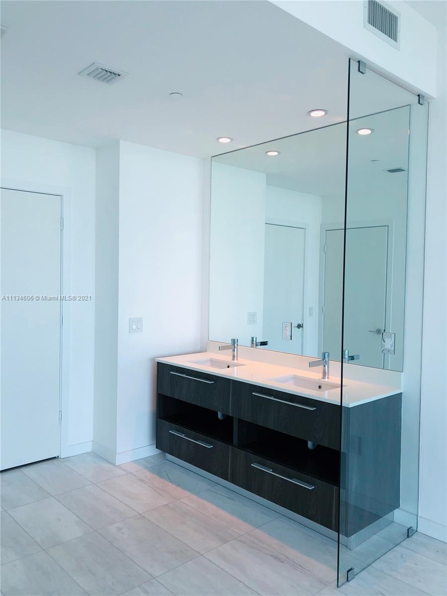 GRAN PARAISO CONDO - Residential Lease