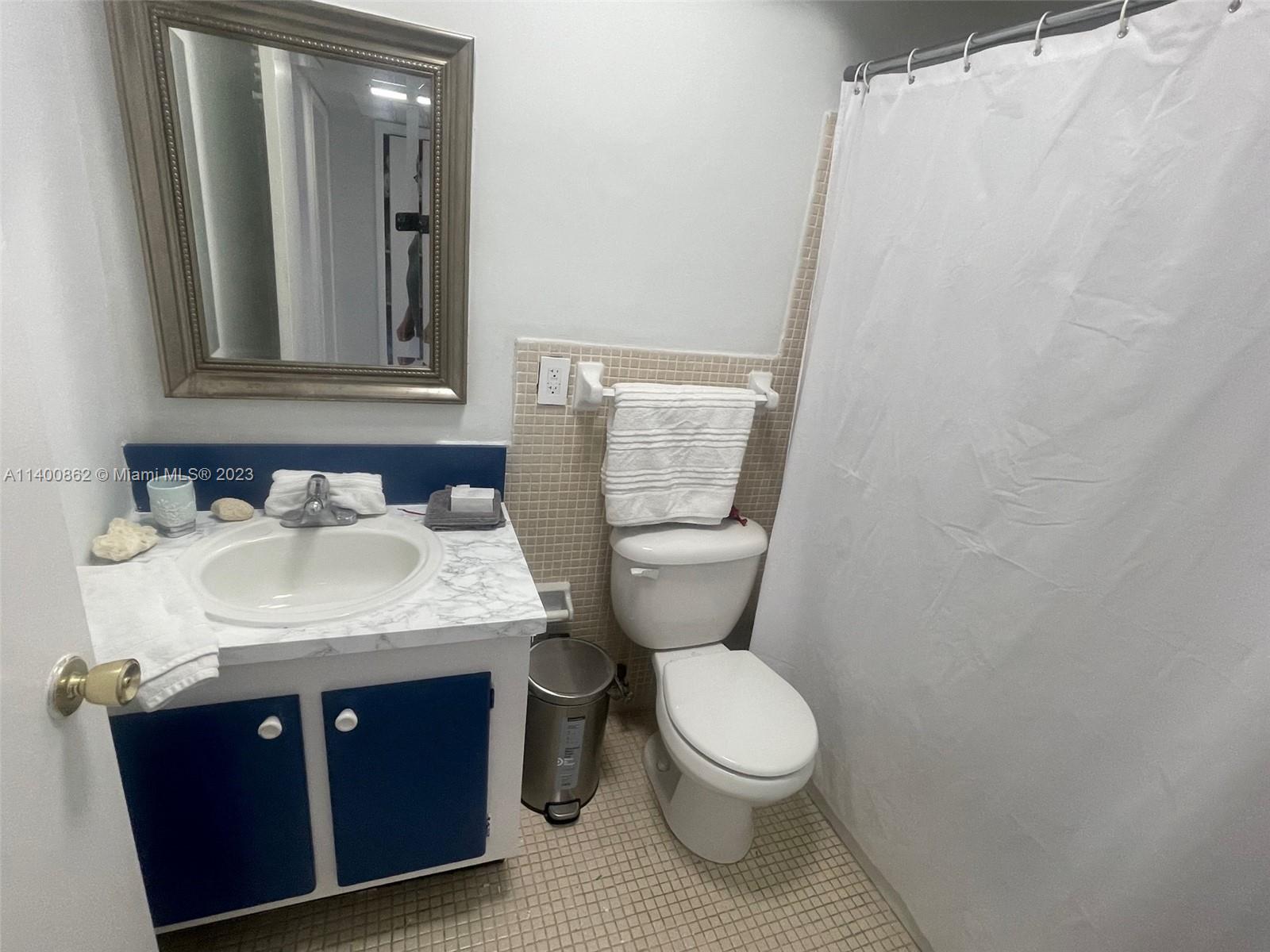 SEVENTEENTH GREEN CONDO - Residential