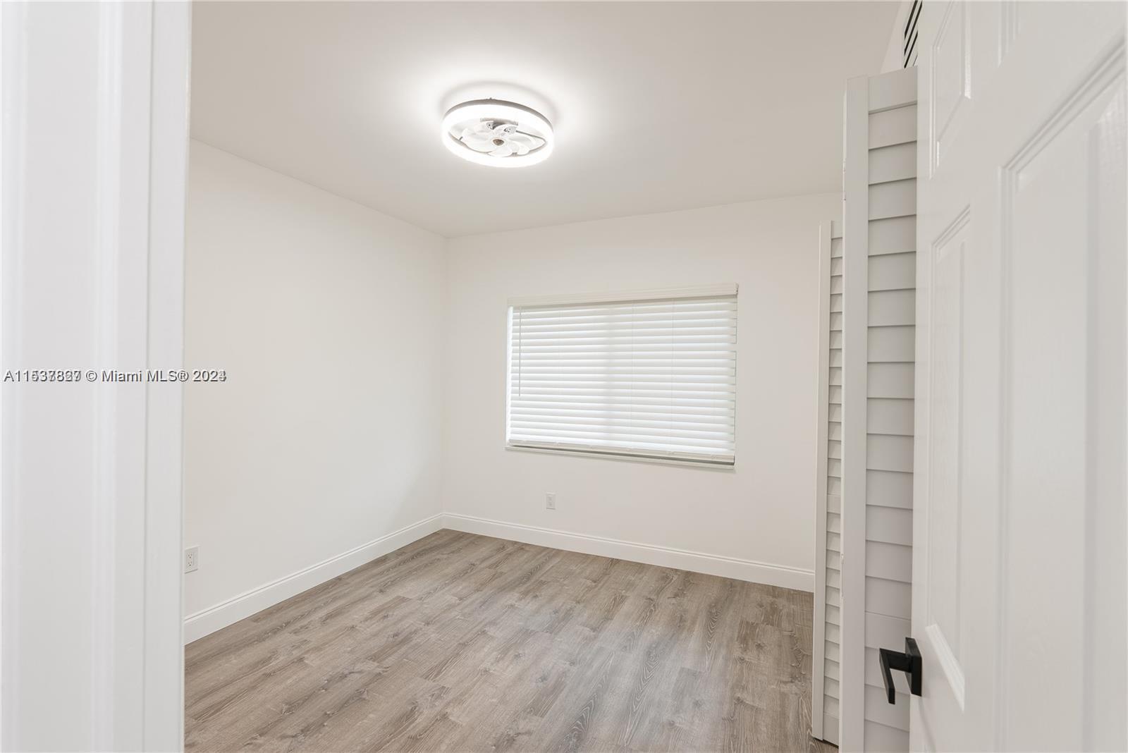 ISLAND POINT SOUTH CONDO - Residential Lease