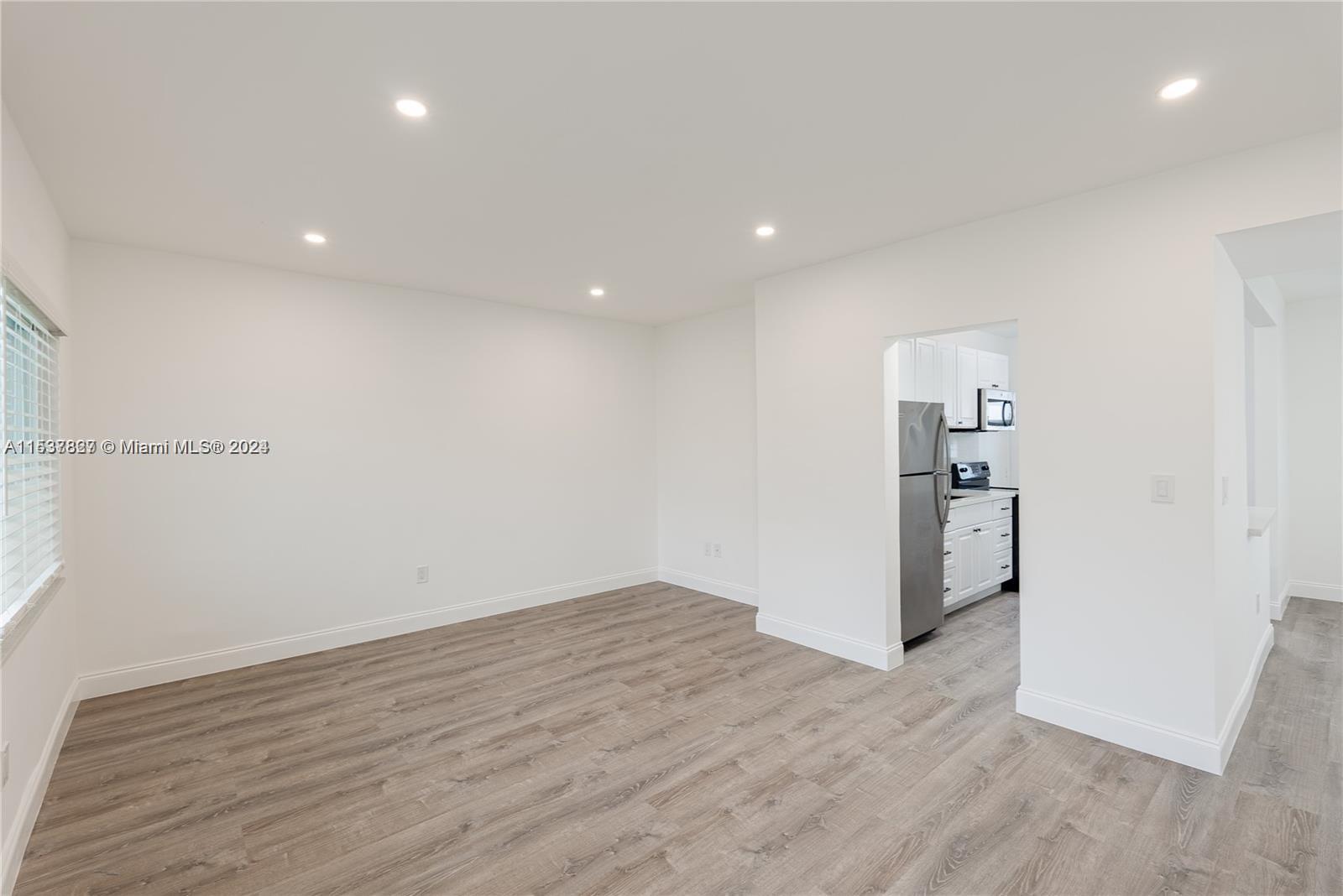 ISLAND POINT SOUTH CONDO - Residential Lease