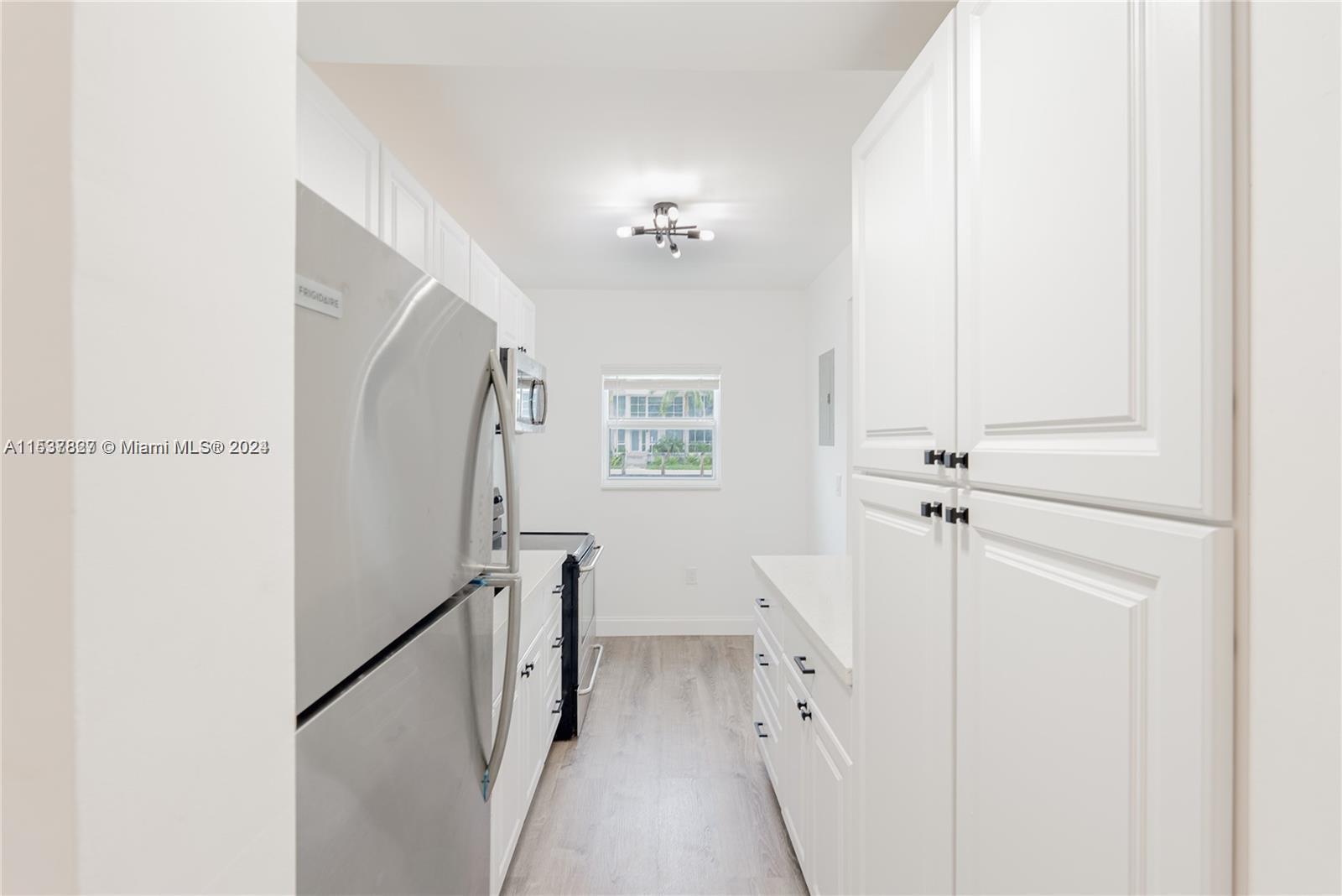 ISLAND POINT SOUTH CONDO - Residential Lease