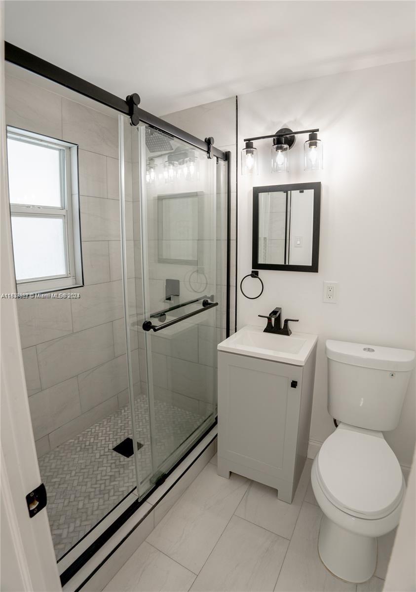 ISLAND POINT SOUTH CONDO - Residential Lease